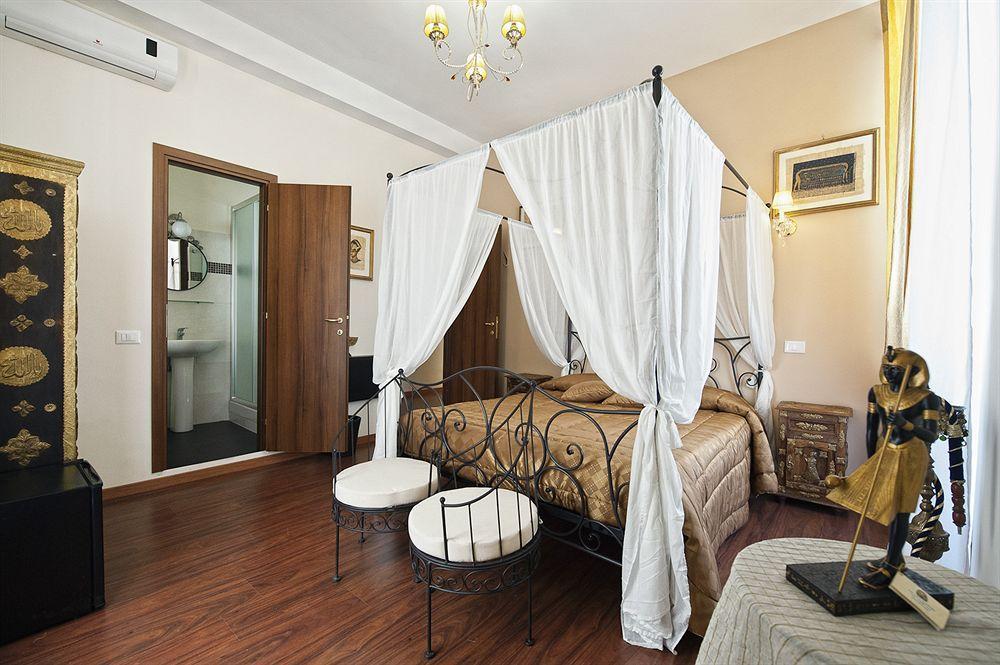 Holidays Rooms Рим Екстериор снимка