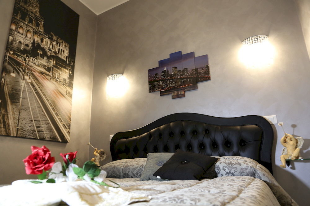 Holidays Rooms Рим Екстериор снимка